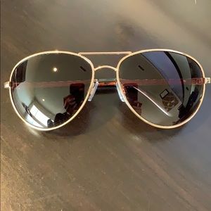 Oscar de la Renta Aviators
